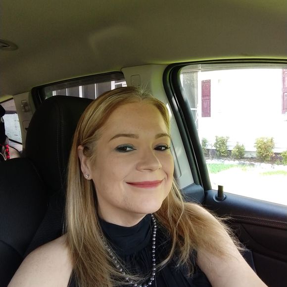 Meet your Posher, Frances - Picture 1 of 1